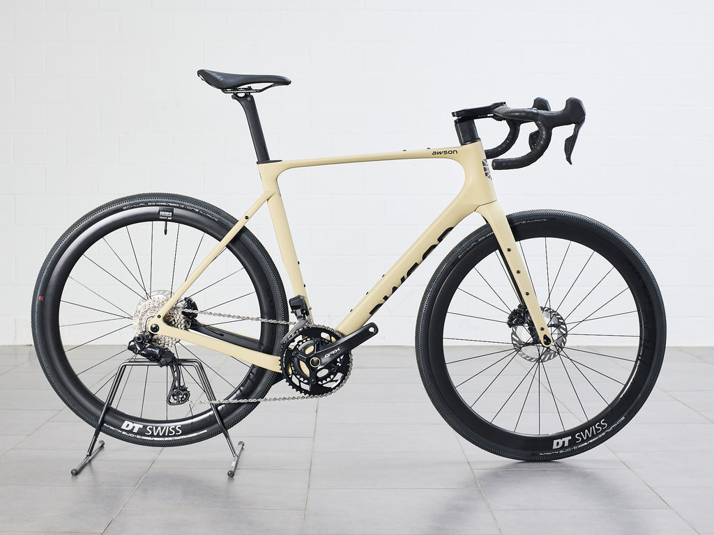 AWSON Gravel ART Ultimate GRX 825
